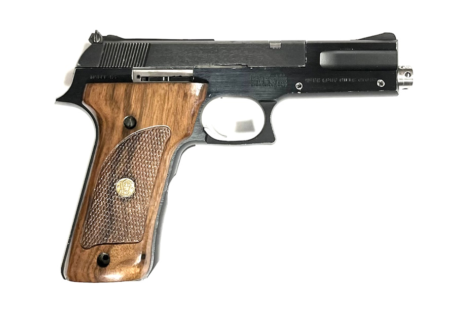 S&W 422